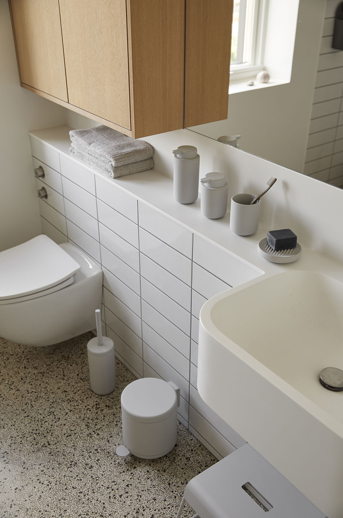 Zone Ume Toilet Brush - Soft Grey