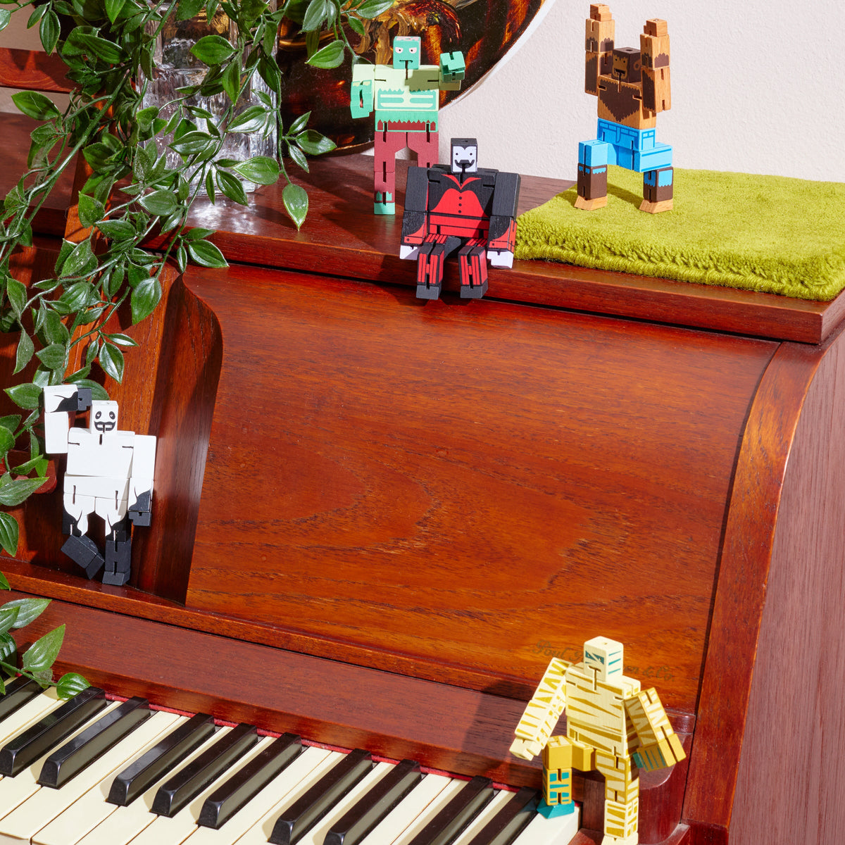 Cubebot Micro Supernatural Zombie Wooden Robot Toy