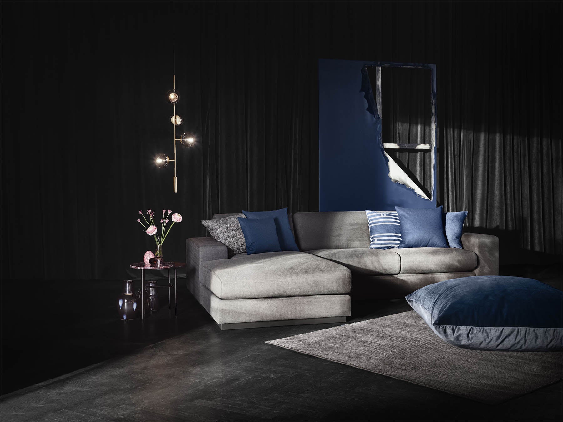 Bolia Orb Lounge Pendant