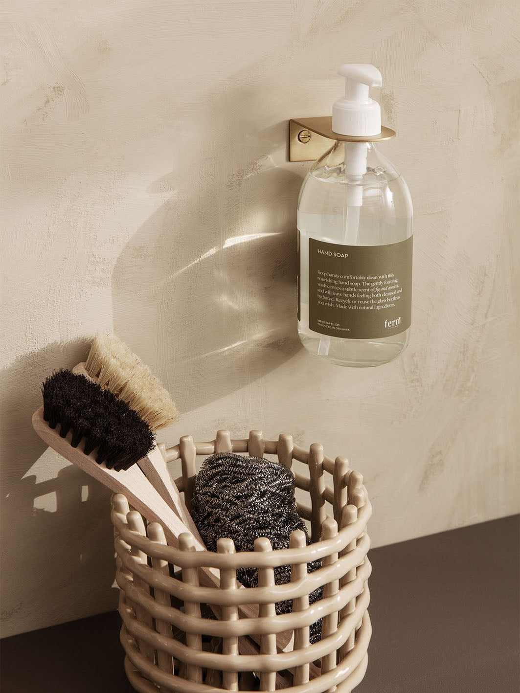 Ferm Living Ceramic Basket Small - Cashmere