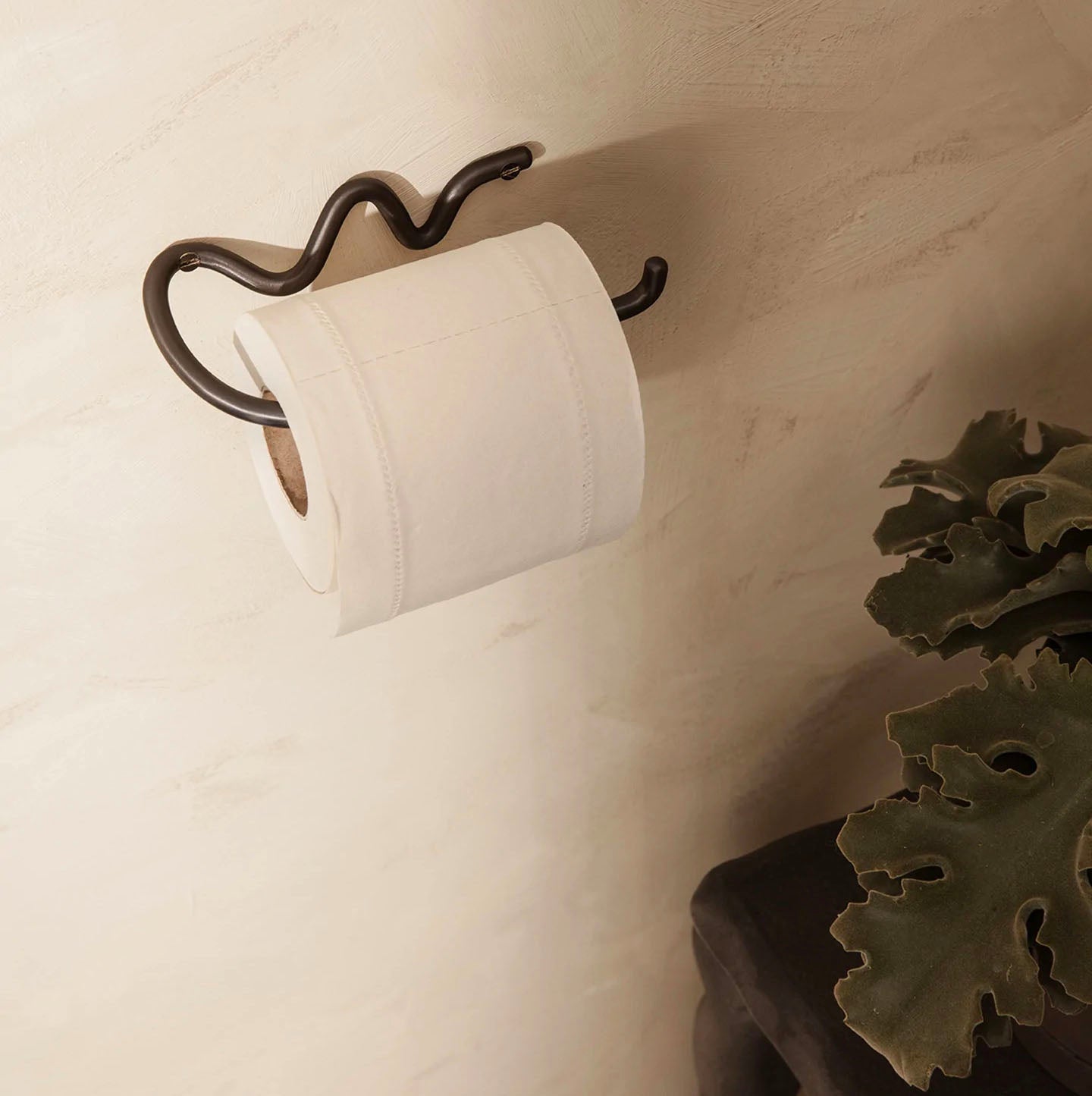 Ferm Living Curvature Toilet Paper Holder