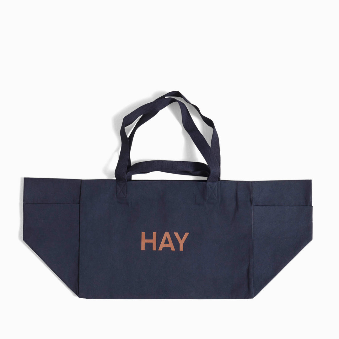 新品未使用⭐︎HAY weekend バッグ ネイビー - メルカリ