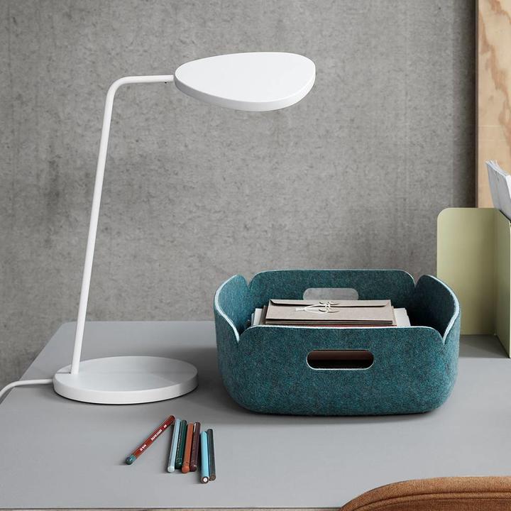Muuto Leaf Table Lamp White