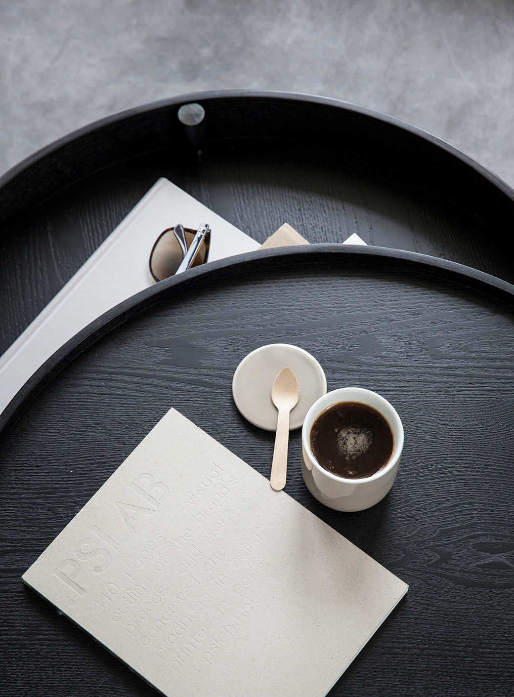 Menu Turning Table Black