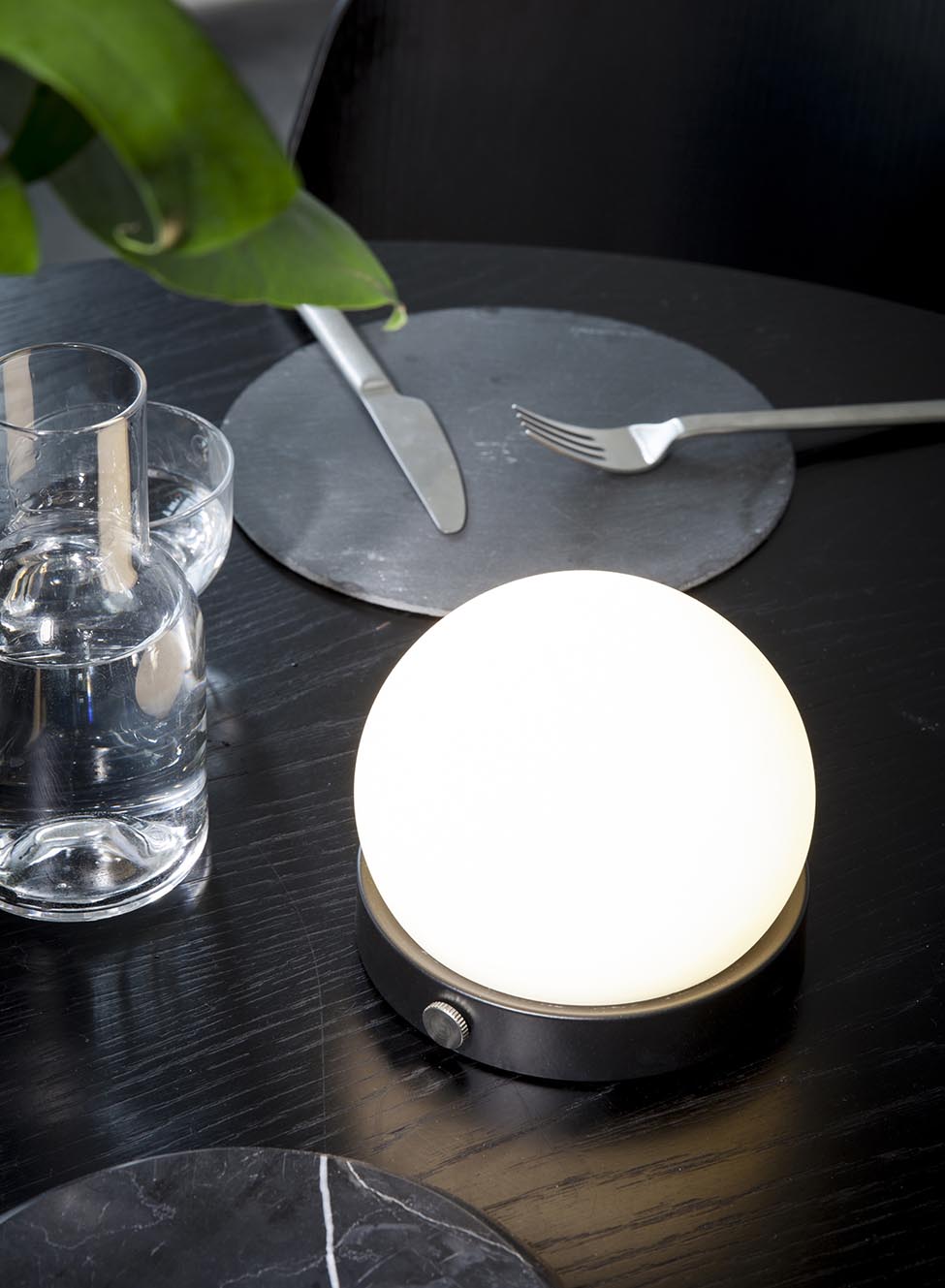 Menu Carrie Lamp