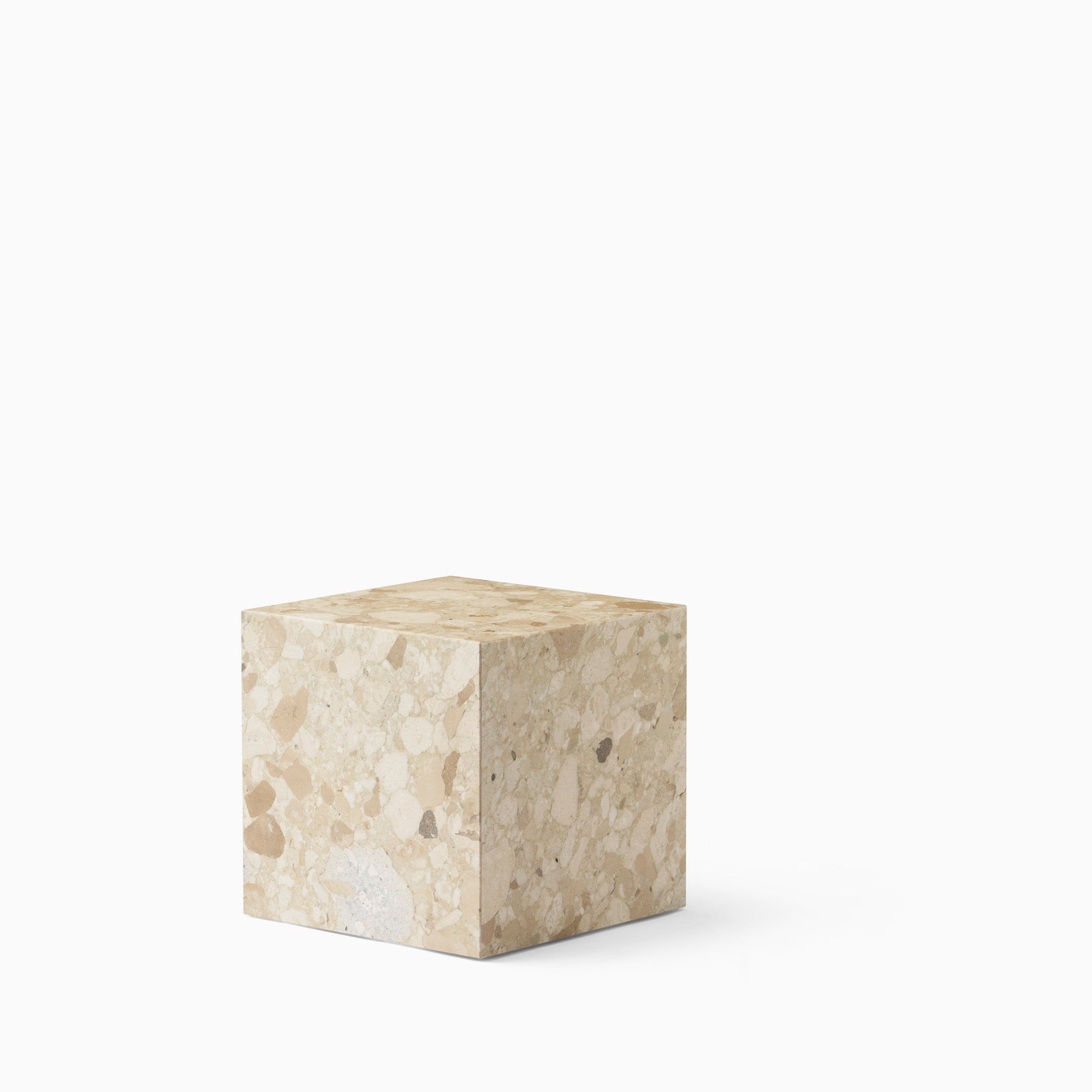 Audo Copenhagen Plinth Cubic - Sand Kunis Breccia – Arrival Hall