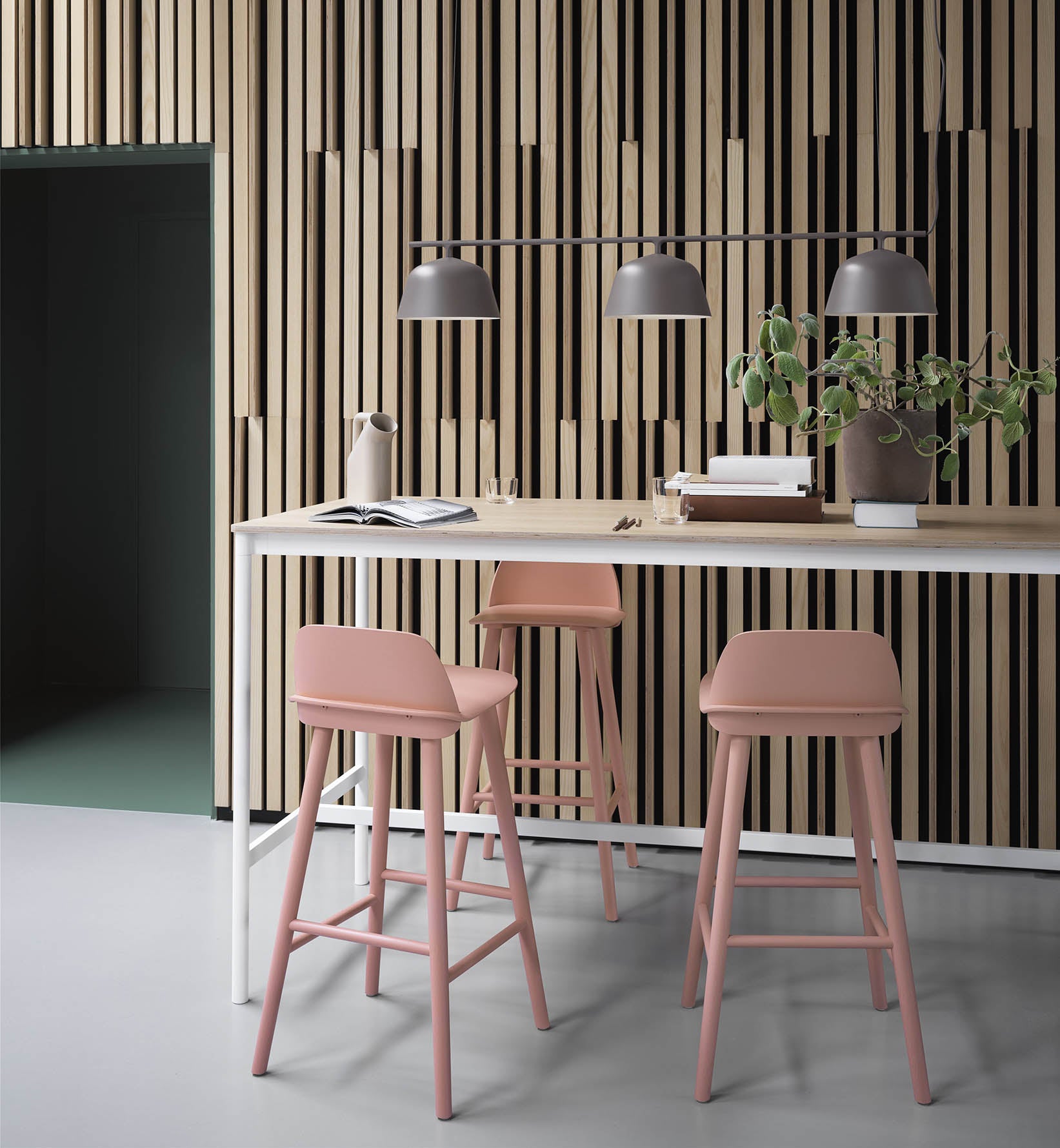 Muuto Ambit Rail Taupe