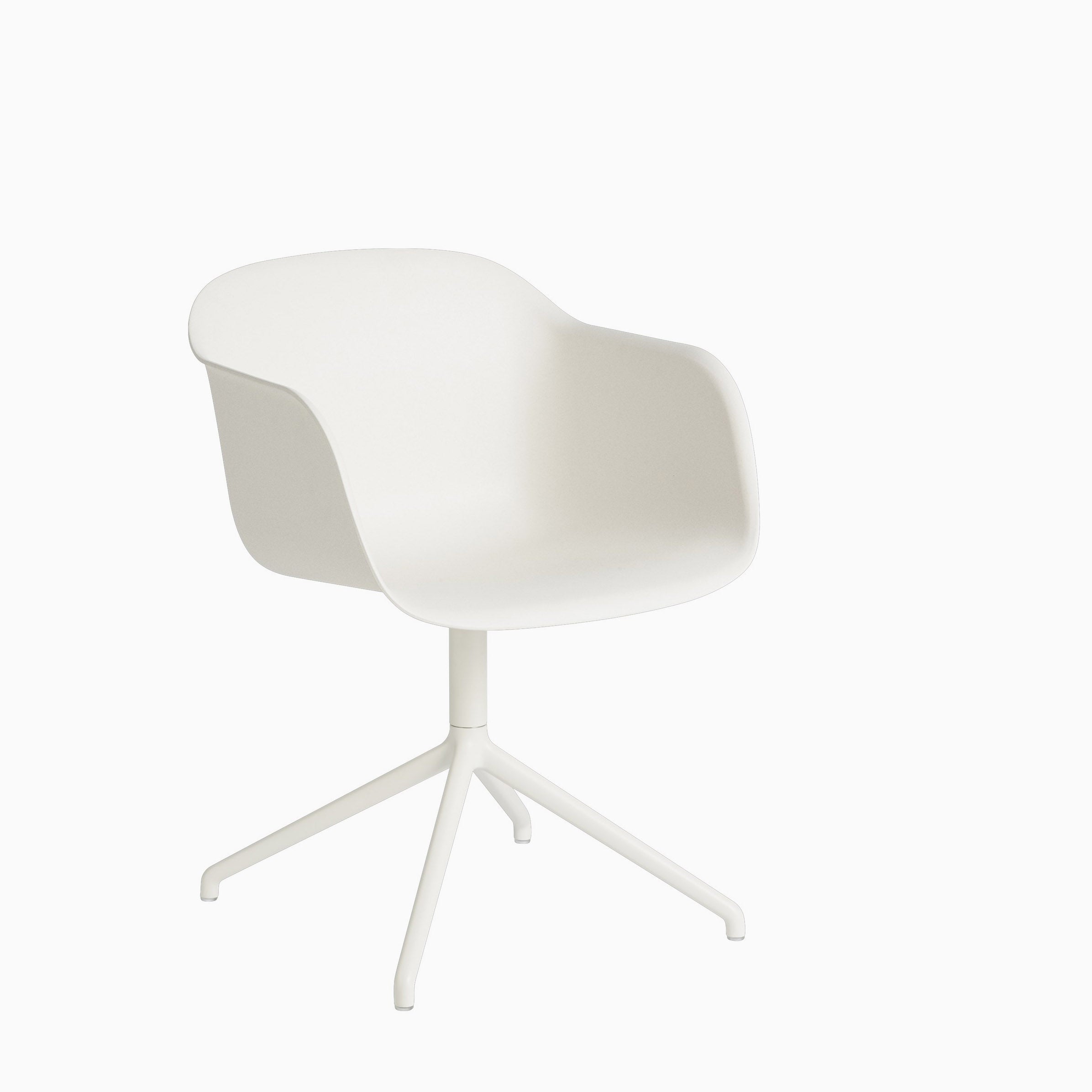 Muuto Fiber Armchair Swivel Base Natural White