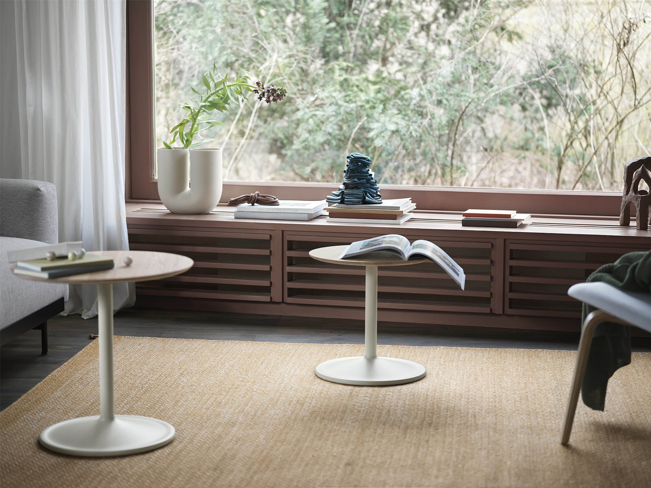 Muuto Soft Side Table H48cm D48cm Solid Oak