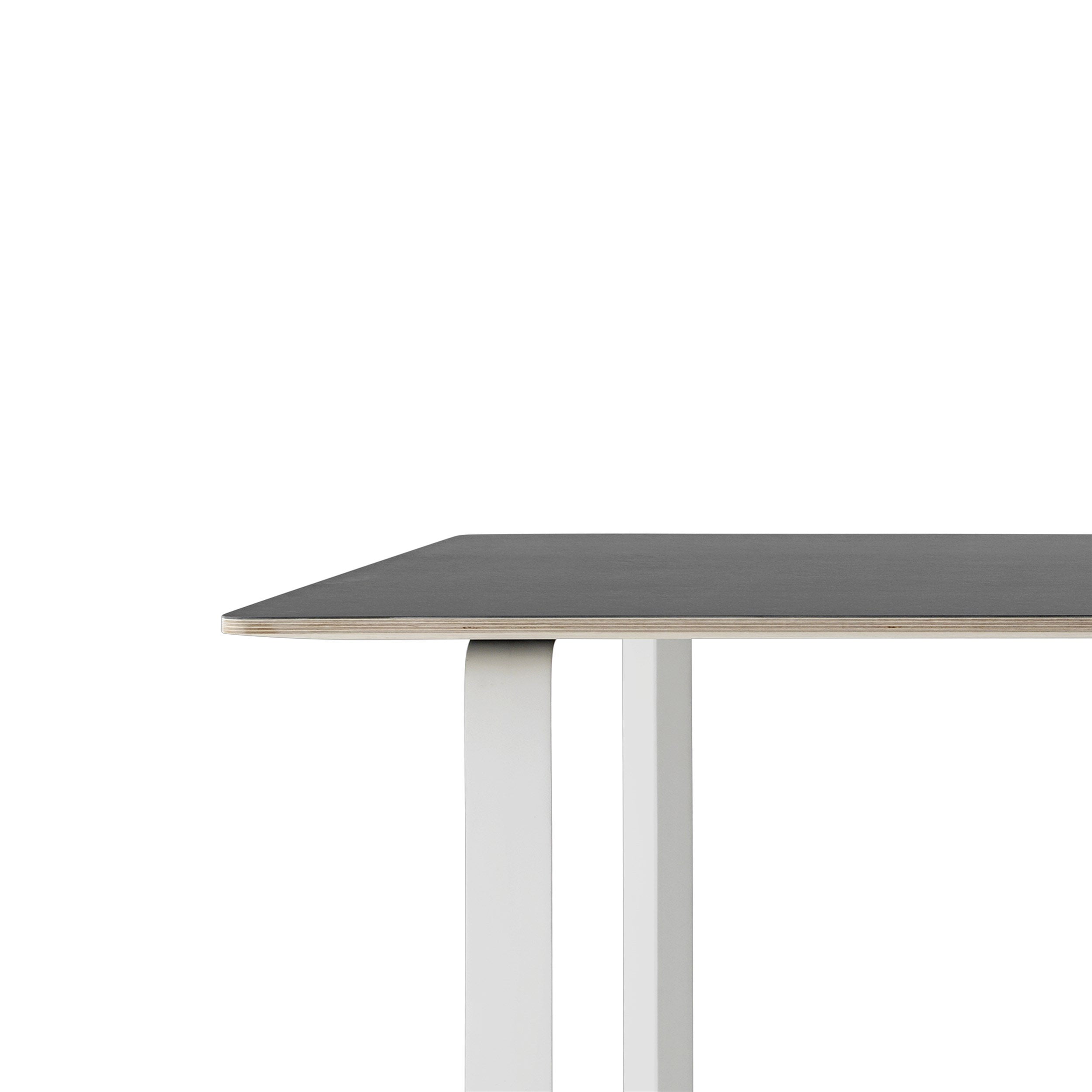 Muuto 70/70 Black White