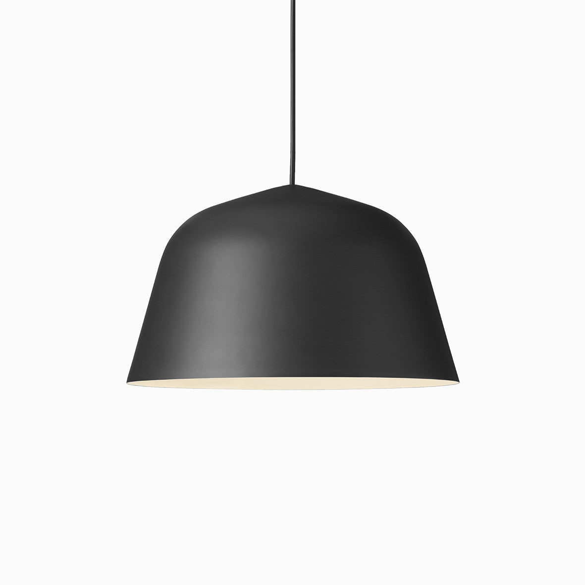 Muuto Ambit ø40 Black Arrival Hall