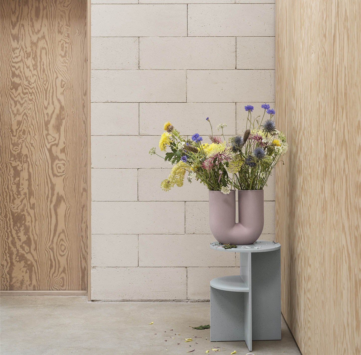 Muuto Kink Vase Dusty Lilac