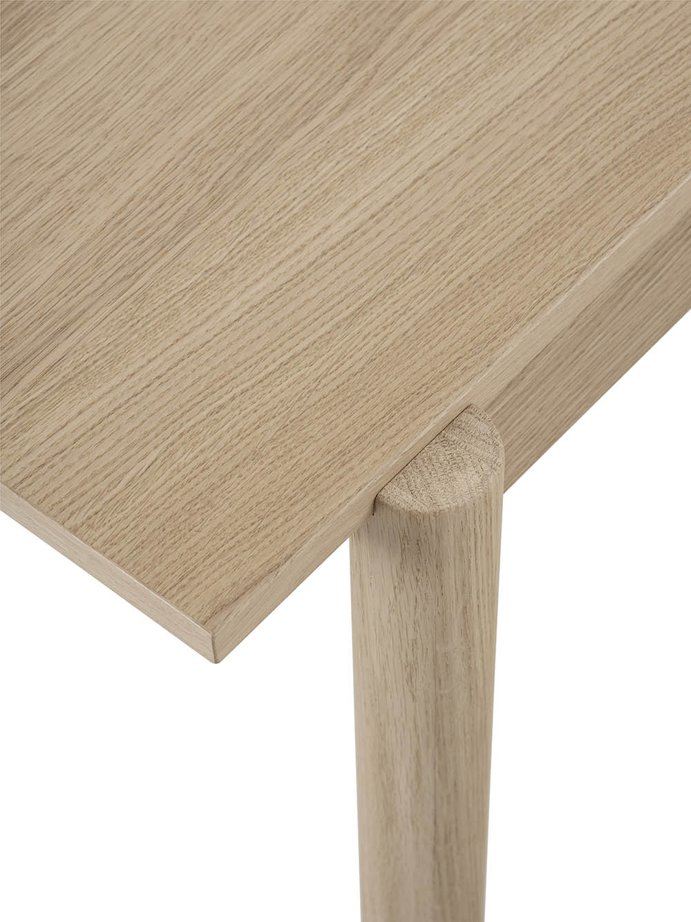 Muuto Linear Wood Table