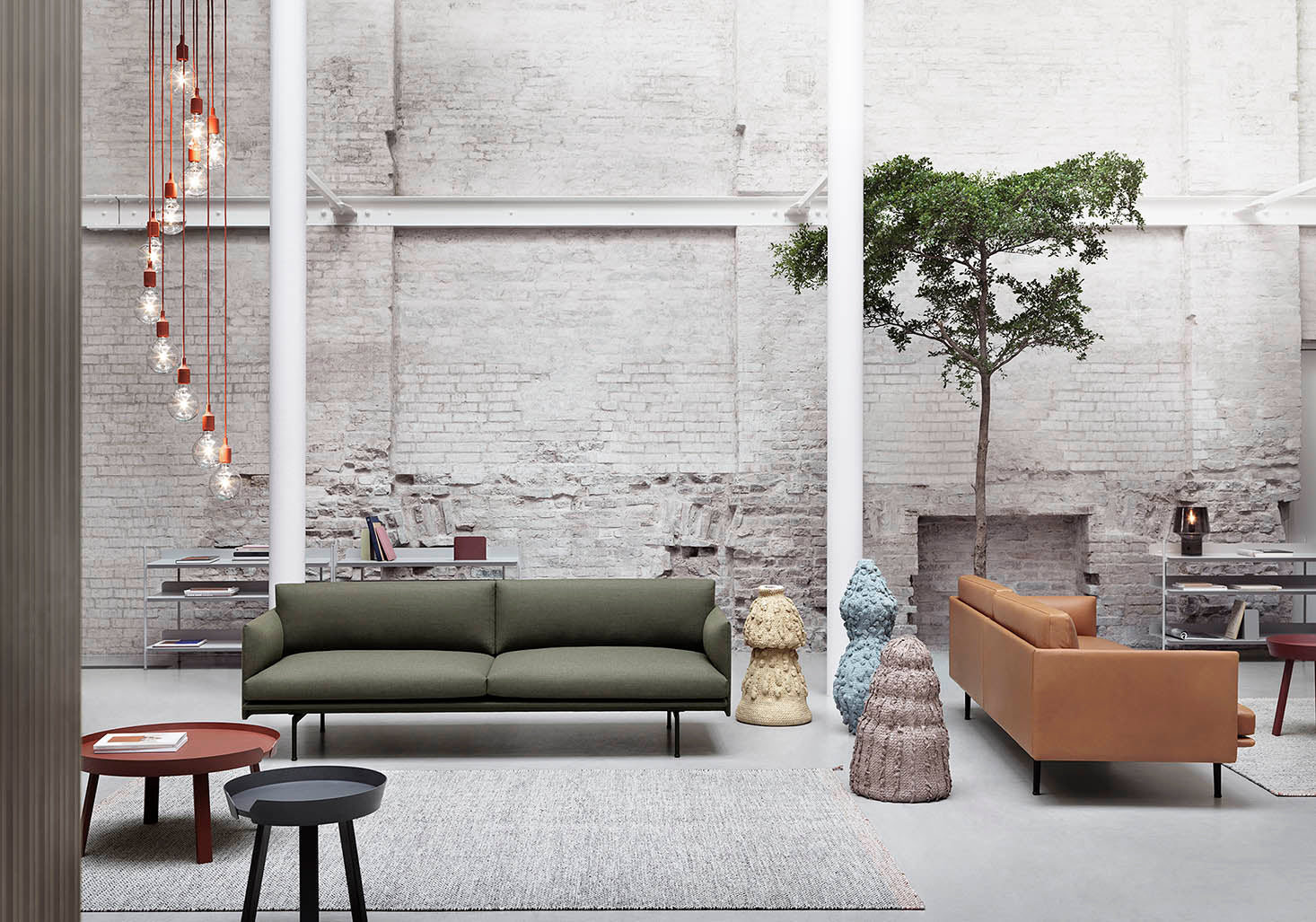 Muuto Outline Sofa Display