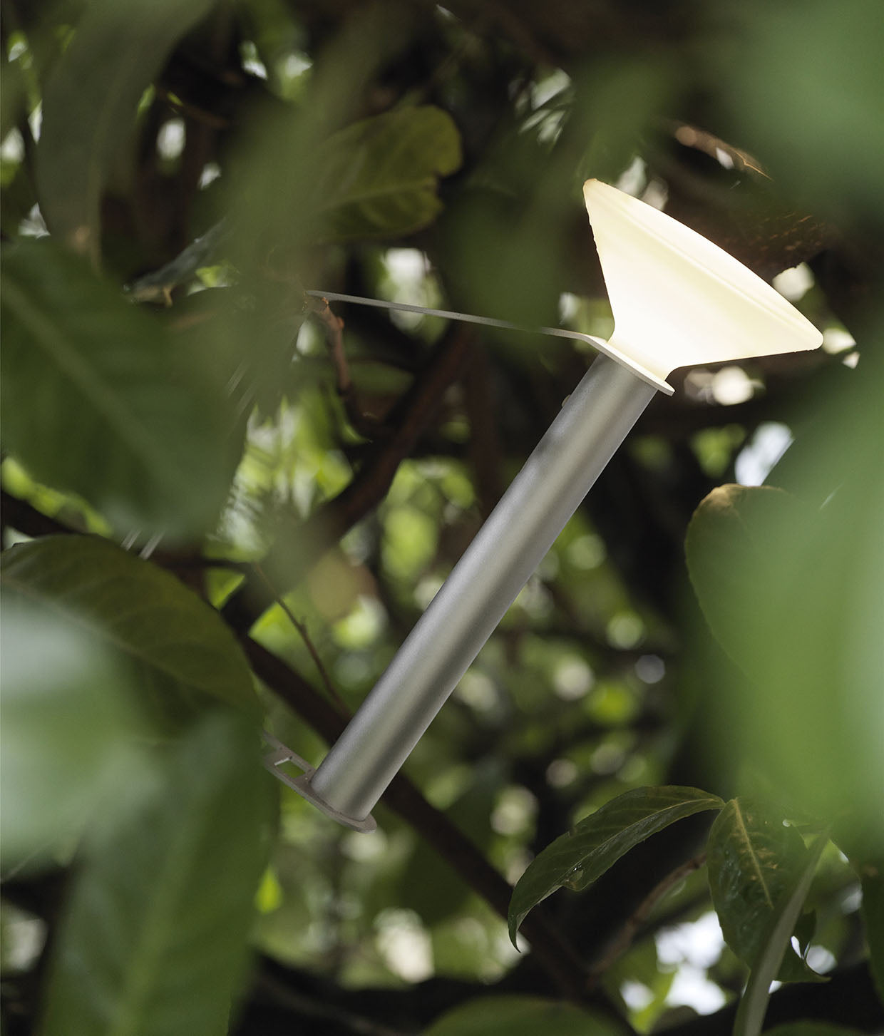 Muuto Piton Portable Lamp Aluminium