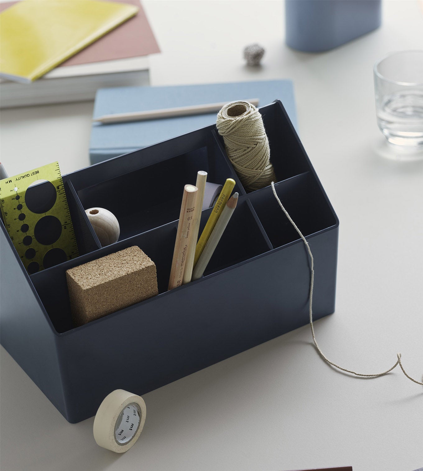 Muuto Sketch Toolbox Midnight Blue