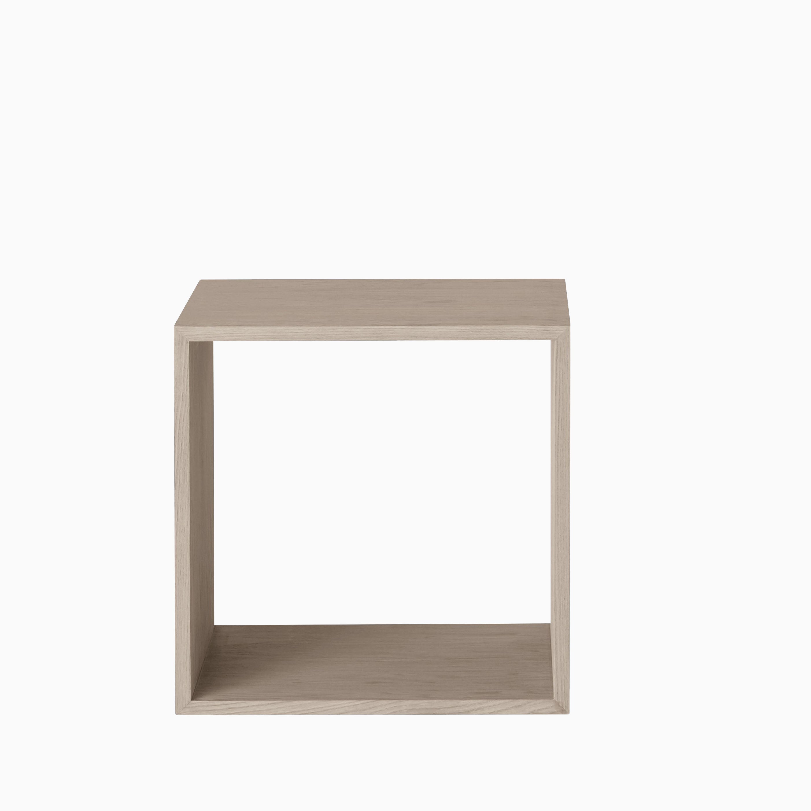 Muuto Stacked Storage System Medium Oak without Backboard
