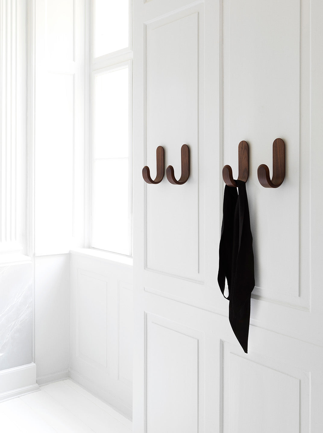 Normann Copenhagen Curve Hook Walnut