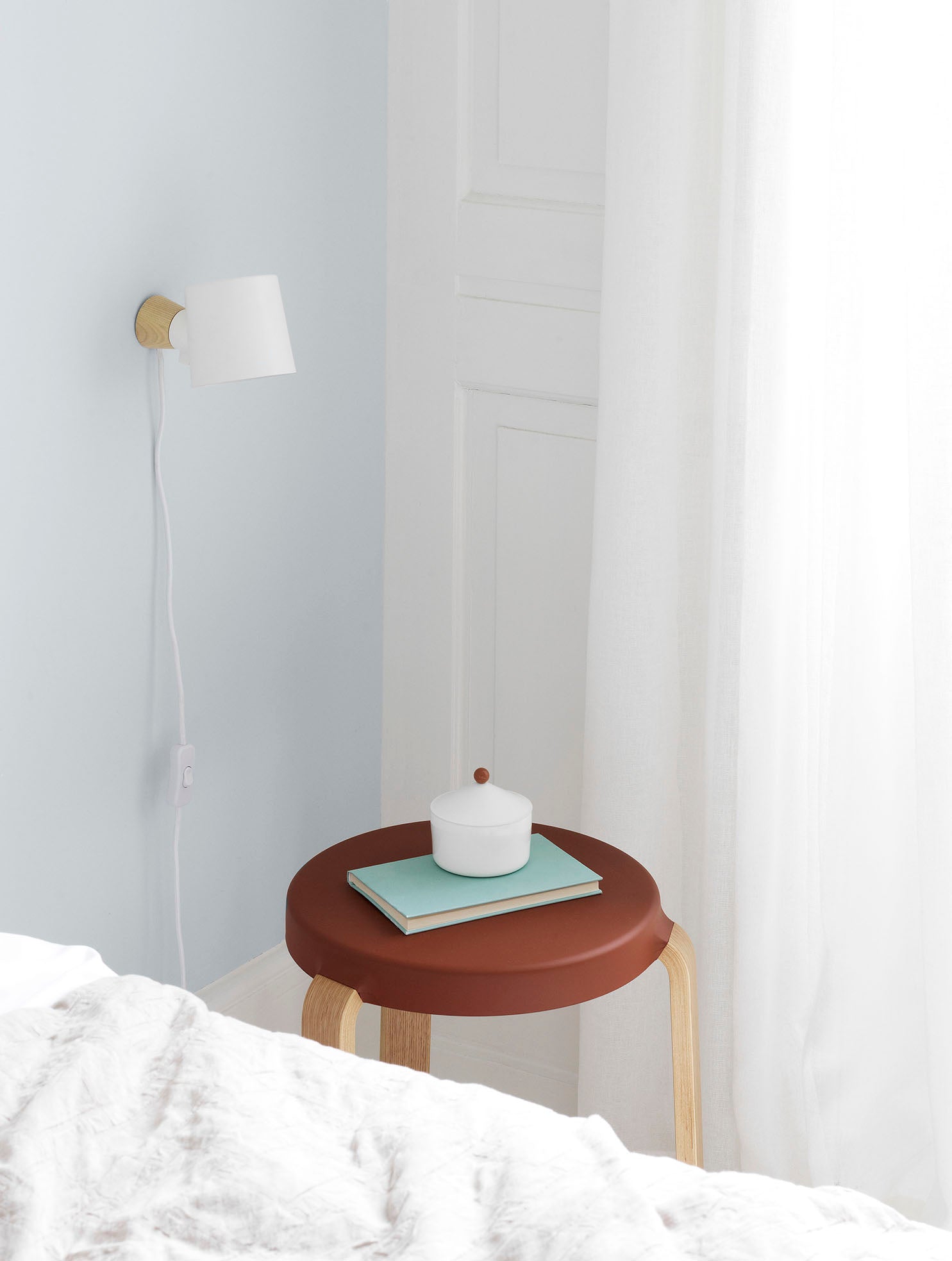 Normann Copenhagen Tap stool Caramel