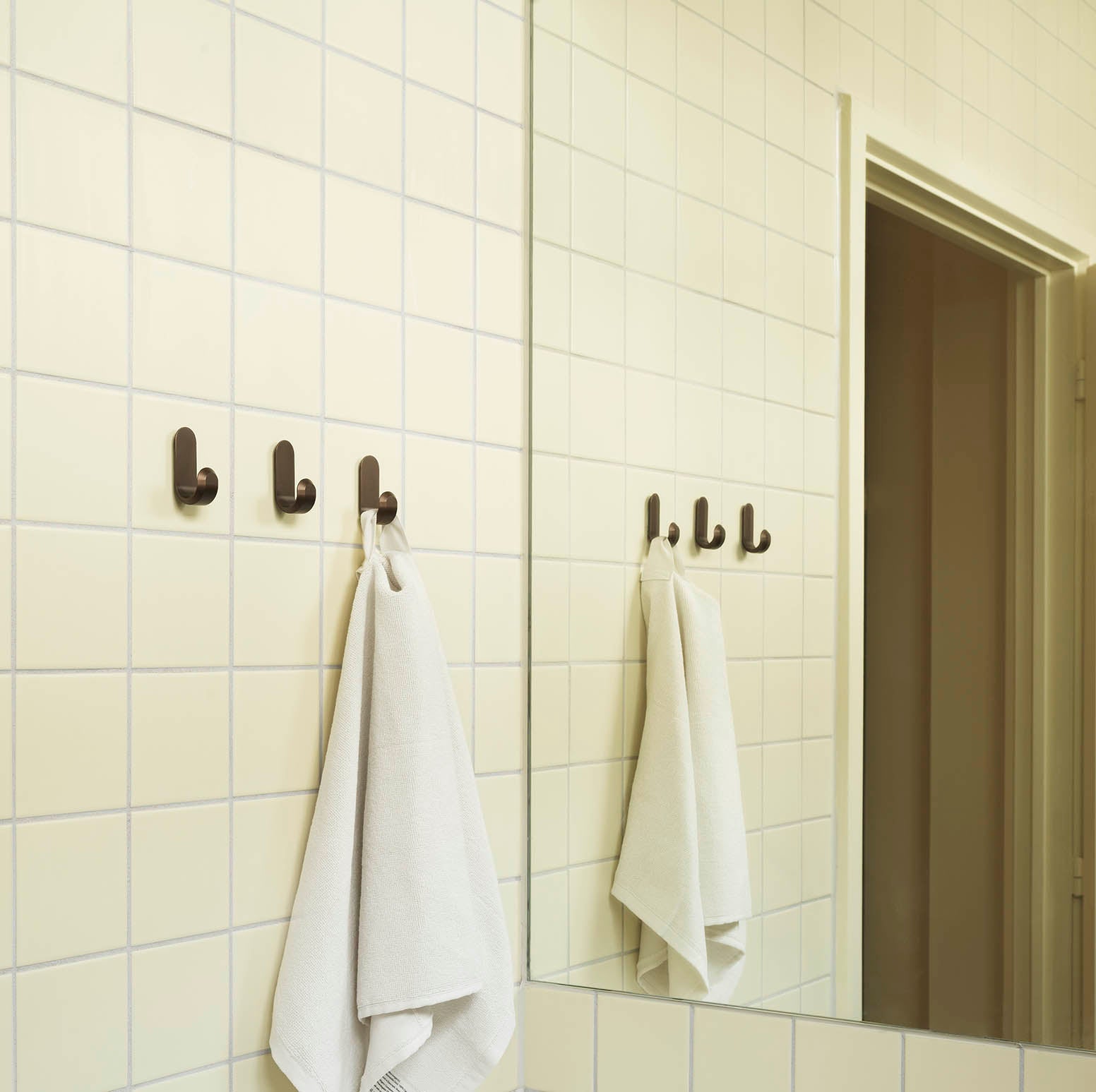 Normann Copehagen Curve Mini Hooks Matt ZBrown