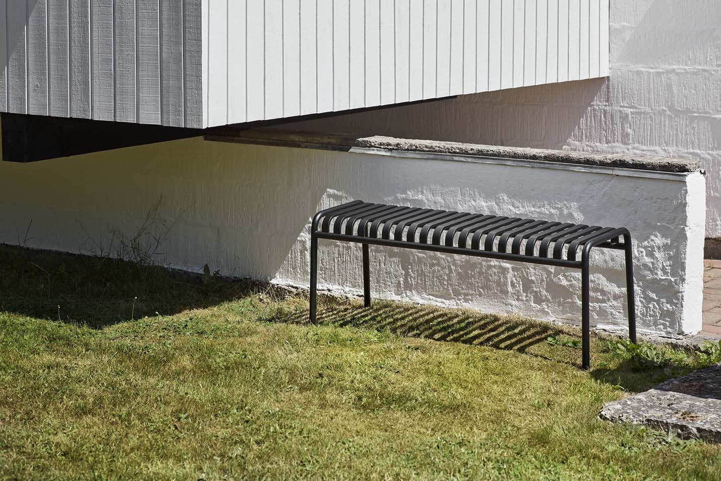HAY Palissade Bench Anthracite