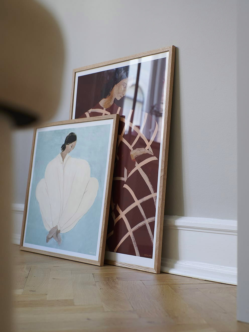 The Poster Club Sofia Lind Waiting At Art Et Metiers