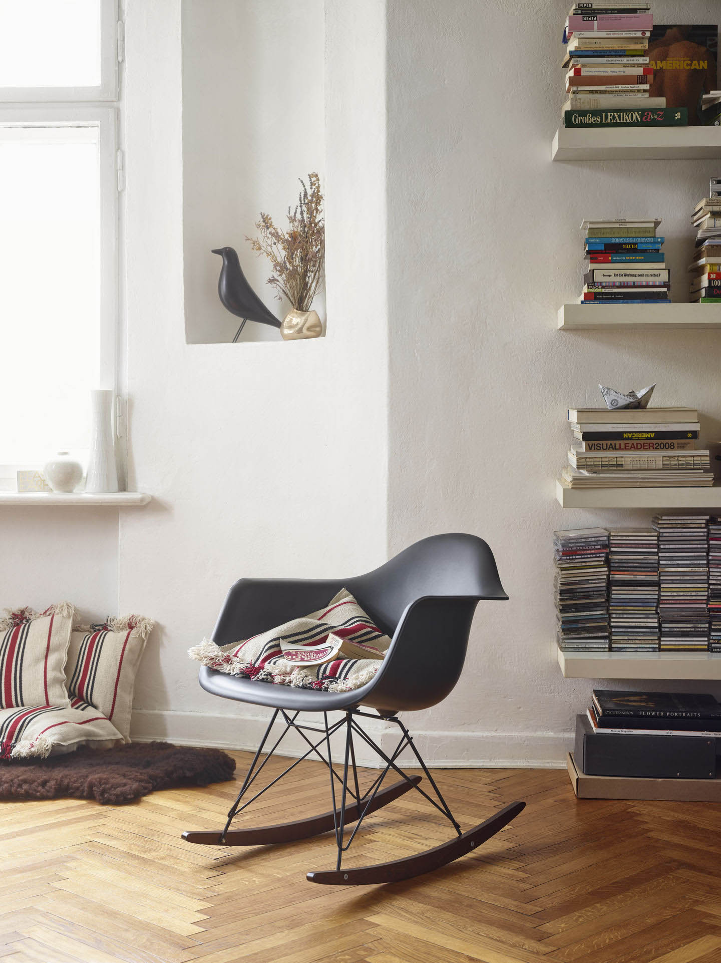 Eames House Bird Black